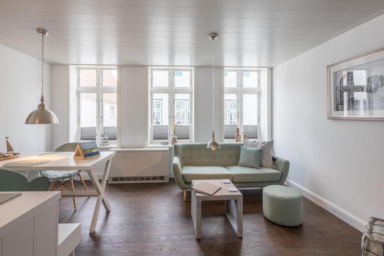 Apartmenthaus Theodor Storm Meeresstrand Husum  Extérieur photo